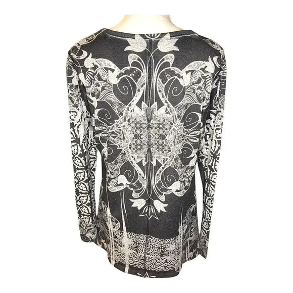 Style & Co. Women’s Medium Gray & White Long Embellished Tunic Top - Picture 3 of 4
